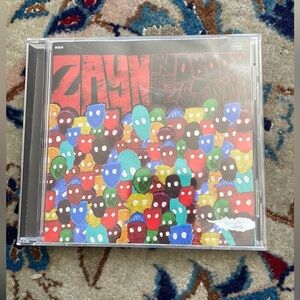 ZAYN, Nobody is listening CD